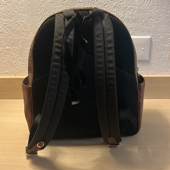 Mini Coach Bag - Picture 16 of 17